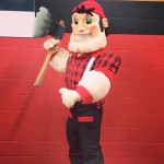 Ottawa-redblacks-mascot-lumberjack